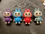 Breloczek labubu 