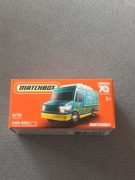 Matchbox samochodzik resorak z serii powerbag widoczny na zdjęciu. 