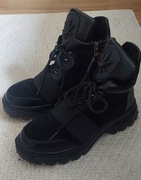 Zimowe ocieplane botki glany damskie za kostkę czarne na suwak wiązane r 36