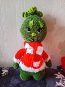 Maskotka na szydełku Grinch