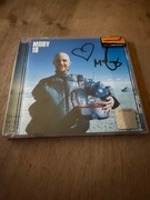 Moby - "18" z autografem