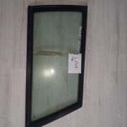 Szyba tylna lewa karoseryjna vw passat b5 1999