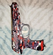 Drewniany pistolet na gumki recepturki 