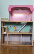 Domek dla lalek 64 x 80 x 31 cm (szer. x wys. gł.) + akcesoria 