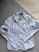 Koszula damska Hollister M, niebieskie prążki, falbanka przy guzikach 