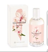 Kwiat wiśni Yves Rocher 