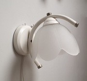 Wisząca lampa na ścianę