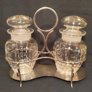 Kabaret na przyprawy z przełomu 1884-1911