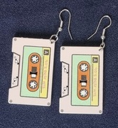 Kolczyki kasety magnetofonowe retro różowe 