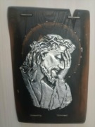 JEZUS NA DREWNIE, 26X 20 CM
