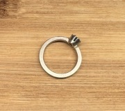 Pierścionek z szafirem 