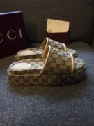 Klapki damskie Gucci