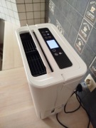 wydajny osuszacz powietrza Blyss 16l/24h WDH-316DB