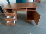 Biurko z szufladami - solidne