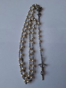 RÓŻANIEC KOMUNIA BIAŁE PEREŁKI 