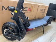 Hulajnoga MOTUS 10 Pro 2022 plus gratis ceramiczne klocki hamulcowe