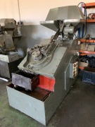 Walcarka gwintu-rolkowa