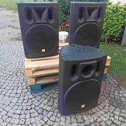 Kolumny estradowe aktywne