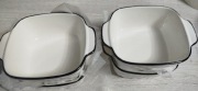 ZESTAW 4 CZARNO-BIAŁYCH CERAMICZNYCH MISEK 11,5 X 11,5 X 6 CM Z UCHWYTAMI 