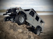 LEGO Technic Land Rover Defender 110 – Sheepo’s Garage (MOC)