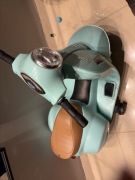 Skuter na Akumulator Vespa GTS 300 Mini Turkusowy
