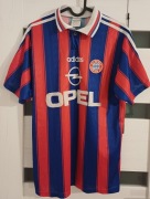 Koszulka piłkarska Adidas F.C. Bayern Munchen rozmiar S England