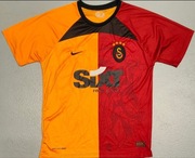 S) GALATASARAY STAMBUŁ logowana koszulka klubowa Roz.XL