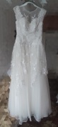 Suknia ślubna koronkowa princessa r.40/42