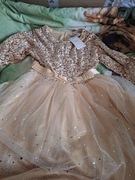 Dziewczęca sukienka z długim rękawem