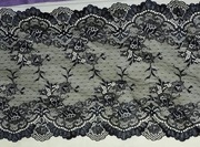 koronka czarna, szeroka 