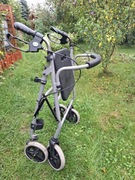 Wózek, chodzik, balkonik dla osoby starszej