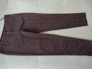 Spodnie burgund, biało - czarny wzór, 98% bawełna ,,Atmosphere" roz. 42