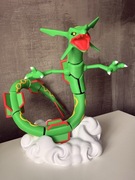 Gigantyczna Figurka Rayquaza Pokemon – Druk 3D + Podstawa Chmura