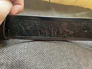 Brązowy pas skórzany z leśną sceną