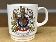 Poole Pottery kubek Królowa Elżbieta II Jubileusz 1977