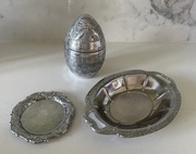 Jajko szkatułka  z tacką do samowaru z lat PRL-u.