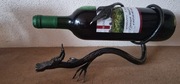 Stojak na wino smok
