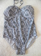 Jednoczęściowy strój kapielowy 40/42 miseczki B/C usztywniane Blue Motion