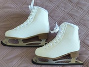 Sprzedam łyżwy dziewczęce do jazdy figurowej