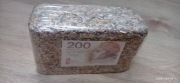 BRYKIET Z BANKNOTÓW 200ZŁ. Banknot 200 zł złotych.