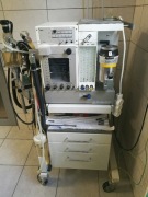 Aparat do znieczulenia ogólnego z kardiomonitorem