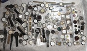 Zestaw zegarków, części, pasków, mechanizmów