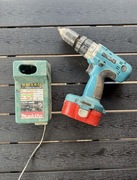 Wkrętarka Makita – na części + bateria i ładowarka 