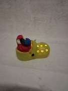 Figurka Papuga w bucie