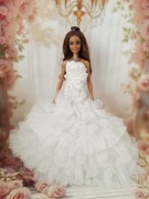 Ubranko dla lalki suknia