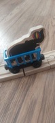 WAGON NIEBIESKI KLATKA pociąg tory drewniane plastik Tomek i Przyjaciele