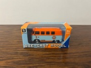 VW Volkswagen T1 VW ogórek bus resorak zabawka 1:36 Die-Cast Model