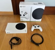 Konsola Microsoft Xbox Series S 512GB SSD Zestaw Pudełko Biały (RRS-00010)