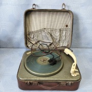 Stary gramofon Prelude Stare 