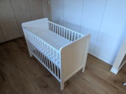 Łóżeczko dziecięce plus przewijak i materac GRATIS